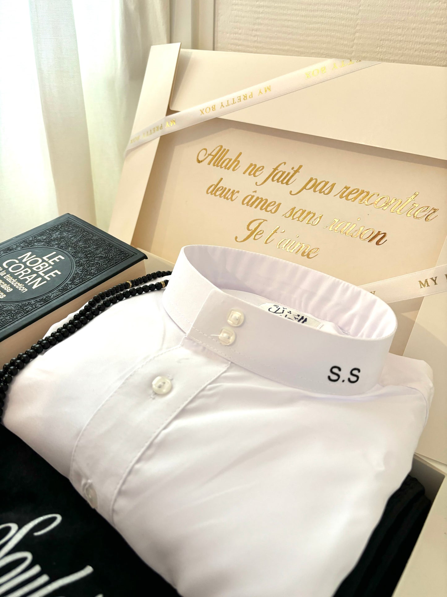 Qamis + message personnalisé offert